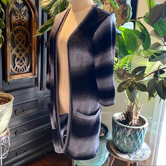 Stitchfix ombré stripe wide sleeve duster cardigan - Picture 2 of 12